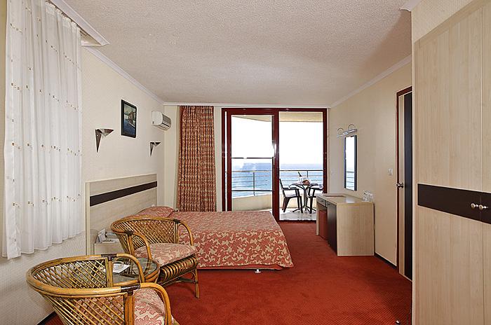 TAKSiM INTERNATiONAL OBAKÖY