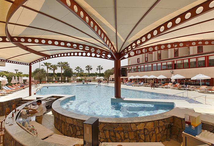 TAKSiM INTERNATiONAL OBAKÖY