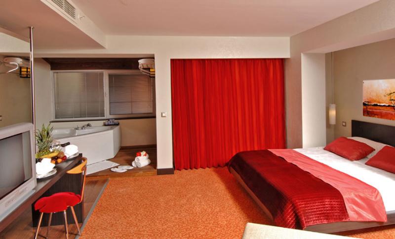 LiMAK LARA HOTEL