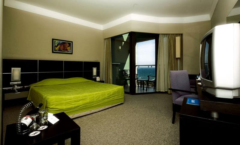 LiMAK ATLANTiS HOTEL