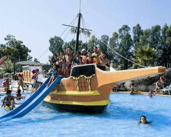 LONG BEACH AQUALAND RESORT