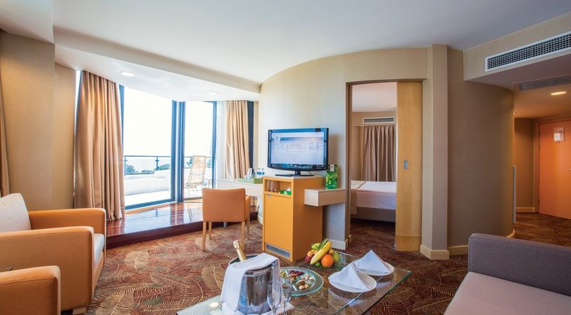 CORNELIA DELUXE RESORT