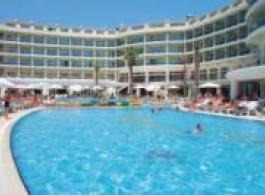 PINETA PARK  DELUXE HOTEL