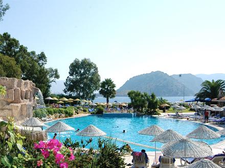 MARTI LA PERLA HOTEL