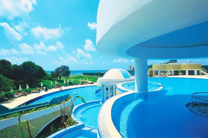 LiMAK ATLANTiS HOTEL